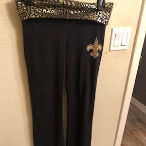 PINK Victoria's Secret NFL Saints yoga pants